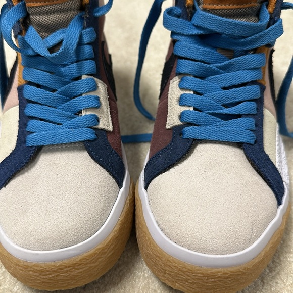 Nike SB Blazer Mid Mosaic - Wine Blue Pink - DA8854-600 Never worn. No box - Picture 10 of 10